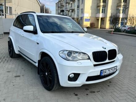 Белый БМВ Х5, объемом двигателя 3 л и пробегом 218 тыс. км за 17500 $, фото 1 на Automoto.ua
