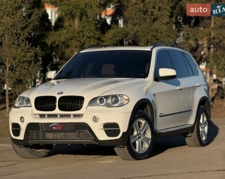 Белый БМВ Х5, объемом двигателя 3 л и пробегом 233 тыс. км за 17700 $, фото 1 на Automoto.ua