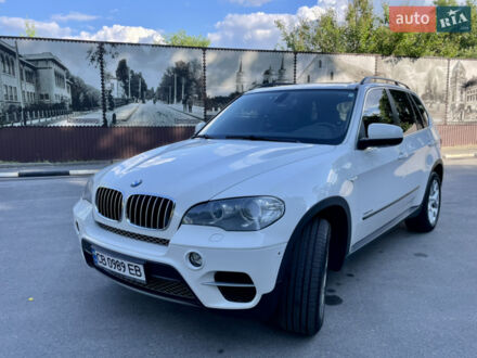 Белый БМВ Х5, объемом двигателя 3 л и пробегом 145 тыс. км за 19000 $, фото 1 на Automoto.ua