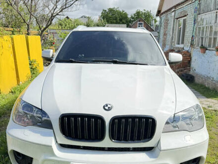 Белый БМВ Х5, объемом двигателя 2.98 л и пробегом 180 тыс. км за 13000 $, фото 1 на Automoto.ua