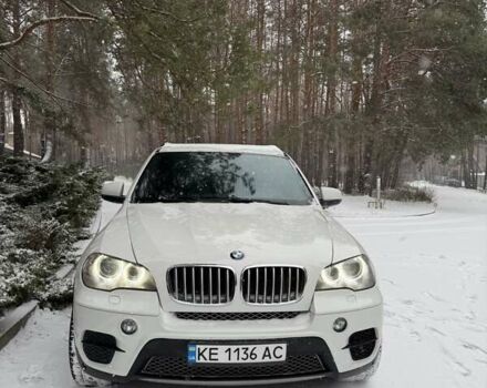 Белый БМВ Х5, объемом двигателя 2.99 л и пробегом 215 тыс. км за 20000 $, фото 1 на Automoto.ua