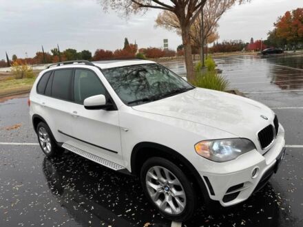 Белый БМВ Х5, объемом двигателя 3 л и пробегом 84 тыс. км за 3000 $, фото 1 на Automoto.ua