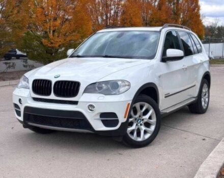 Белый БМВ Х5, объемом двигателя 3 л и пробегом 145 тыс. км за 7200 $, фото 1 на Automoto.ua