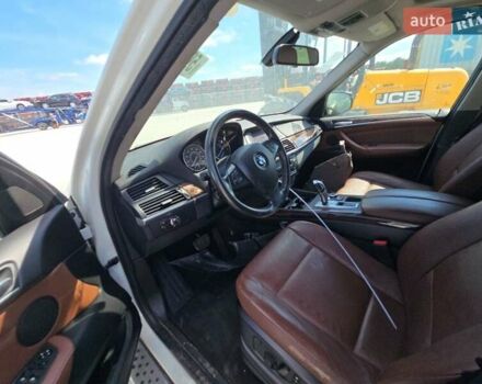 Білий БМВ Х5, об'ємом двигуна 3 л та пробігом 183 тис. км за 12500 $, фото 1 на Automoto.ua
