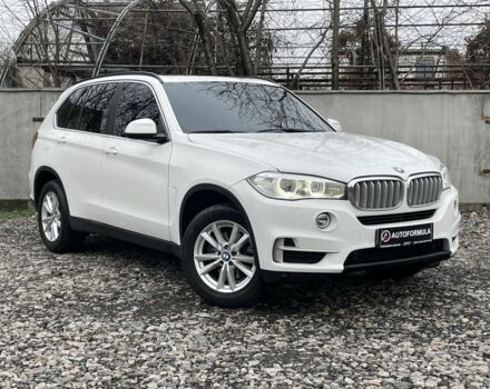 Белый БМВ Х5, объемом двигателя 3 л и пробегом 267 тыс. км за 19990 $, фото 1 на Automoto.ua