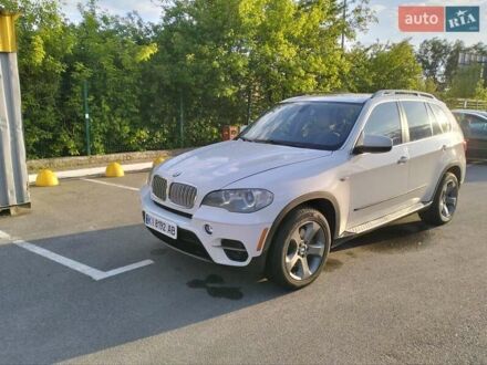 БМВ Х5 2013 в Василькове на Automoto.ua Белый БМВ Х5, объемом двигателя 2.99 л и пробегом 190 тыс. км за 20500 $, фото 1 на Automoto.ua