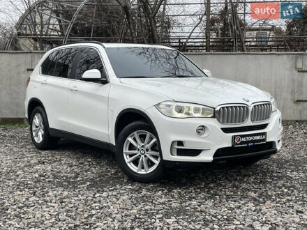 Белый БМВ Х5, объемом двигателя 2.98 л и пробегом 267 тыс. км за 19990 $, фото 1 на Automoto.ua