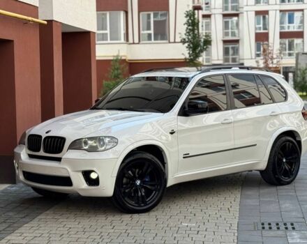 Белый БМВ Х5, объемом двигателя 3 л и пробегом 260 тыс. км за 12500 $, фото 1 на Automoto.ua