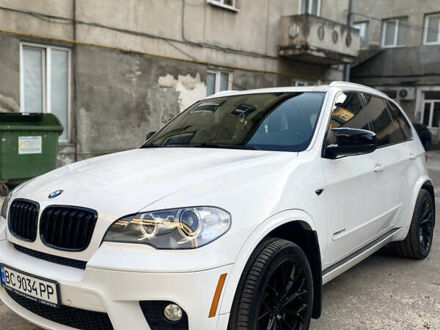 Білий БМВ Х5, об'ємом двигуна 2.98 л та пробігом 142 тис. км за 13000 $, фото 1 на Automoto.ua