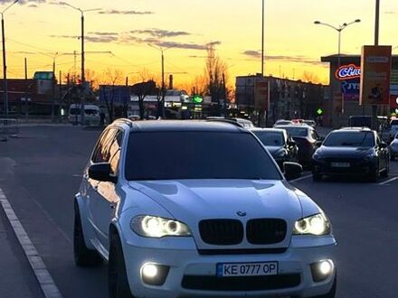 БМВ Х5 2013 у Кривому Розі на Automoto.ua Білий БМВ Х5, об'ємом двигуна 3 л та пробігом 200 тис. км за 20000 $, фото 1 на Automoto.ua