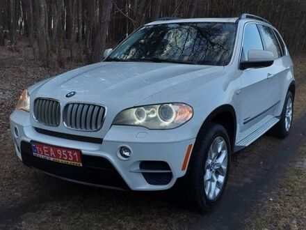 Белый БМВ Х5, объемом двигателя 3 л и пробегом 107 тыс. км за 14300 $, фото 1 на Automoto.ua