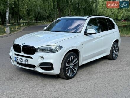 Білий БМВ Х5, об'ємом двигуна 2.99 л та пробігом 225 тис. км за 29000 $, фото 1 на Automoto.ua