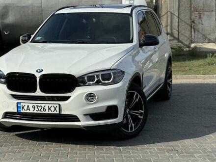 Білий БМВ Х5, об'ємом двигуна 2.98 л та пробігом 176 тис. км за 23900 $, фото 1 на Automoto.ua