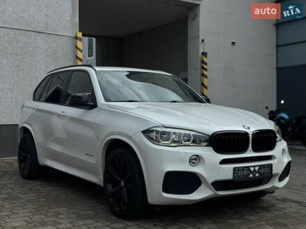 Белый БМВ Х5, объемом двигателя 3 л и пробегом 240 тыс. км за 27999 $, фото 1 на Automoto.ua