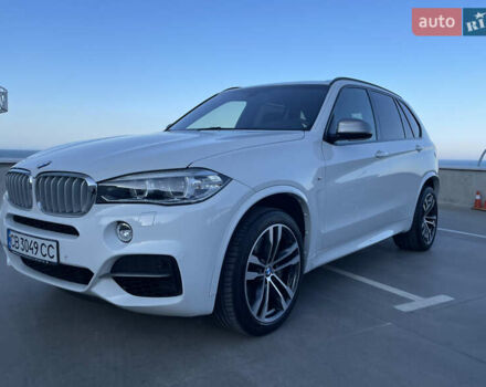 Белый БМВ Х5, объемом двигателя 3 л и пробегом 184 тыс. км за 32000 $, фото 1 на Automoto.ua
