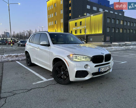 Белый БМВ Х5, объемом двигателя 3 л и пробегом 284 тыс. км за 25800 $, фото 1 на Automoto.ua