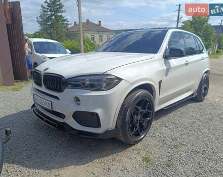 Белый БМВ Х5, объемом двигателя 2.98 л и пробегом 258 тыс. км за 25500 $, фото 1 на Automoto.ua
