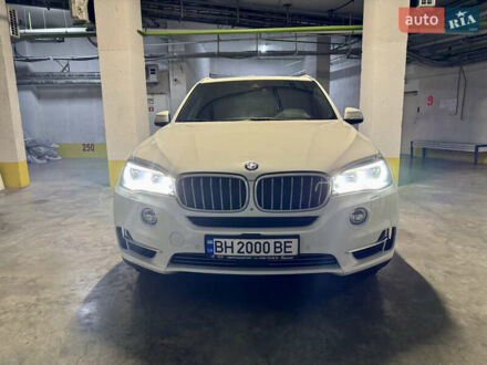 Білий БМВ Х5, об'ємом двигуна 3 л та пробігом 180 тис. км за 35000 $, фото 1 на Automoto.ua