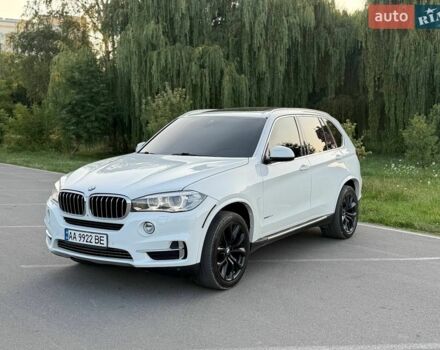 Белый БМВ Х5, объемом двигателя 2.98 л и пробегом 238 тыс. км за 16900 $, фото 1 на Automoto.ua
