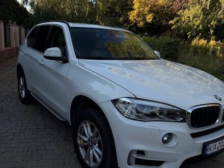 Білий БМВ Х5, об'ємом двигуна 2 л та пробігом 242 тис. км за 21999 $, фото 1 на Automoto.ua
