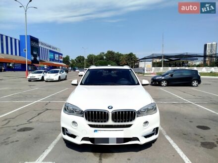 Білий БМВ Х5, об'ємом двигуна 3 л та пробігом 298 тис. км за 14999 $, фото 1 на Automoto.ua