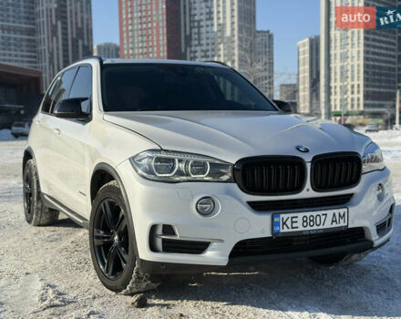 Белый БМВ Х5, объемом двигателя 2.99 л и пробегом 220 тыс. км за 25900 $, фото 1 на Automoto.ua
