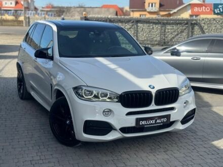 Белый БМВ Х5, объемом двигателя 3 л и пробегом 170 тыс. км за 35999 $, фото 1 на Automoto.ua