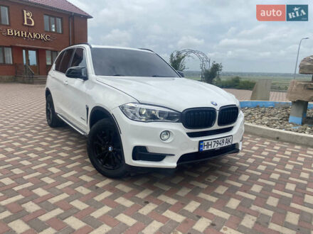 БМВ Х5 2014 у Татарбунарах на Automoto.ua Білий БМВ Х5, об'ємом двигуна 2.98 л та пробігом 239 тис. км за 21500 $, фото 1 на Automoto.ua