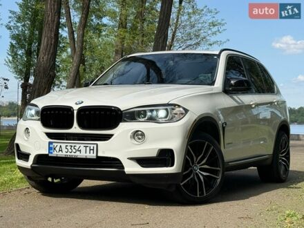 Белый БМВ Х5, объемом двигателя 3 л и пробегом 289 тыс. км за 23999 $, фото 1 на Automoto.ua