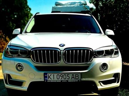 Білий БМВ Х5, об'ємом двигуна 2.98 л та пробігом 192 тис. км за 24300 $, фото 1 на Automoto.ua