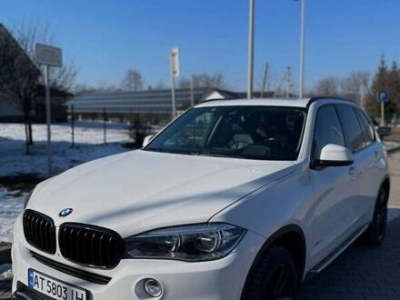 БМВ Х5 2015 у Косове на Automoto.ua Білий БМВ Х5, об'ємом двигуна 2.98 л та пробігом 199 тис. км за 31450 $, фото 1 на Automoto.ua