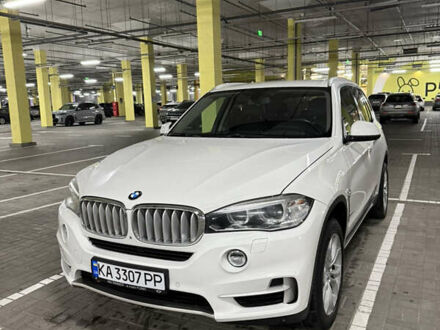 Белый БМВ Х5, объемом двигателя 2.98 л и пробегом 280 тыс. км за 18700 $, фото 1 на Automoto.ua