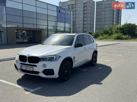 БМВ Х5 2015 в Полтаве на Automoto.ua Белый БМВ Х5, объемом двигателя 2.98 л и пробегом 126 тыс. км за 27200 $, фото 1 на Automoto.ua