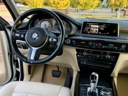 Білий БМВ Х5, об'ємом двигуна 2.98 л та пробігом 155 тис. км за 18500 $, фото 1 на Automoto.ua