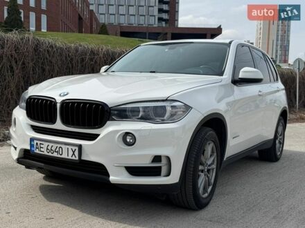 Білий БМВ Х5, об'ємом двигуна 2 л та пробігом 145 тис. км за 23000 $, фото 1 на Automoto.ua