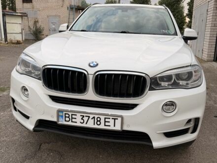 Білий БМВ Х5, об'ємом двигуна 3 л та пробігом 165 тис. км за 22913 $, фото 1 на Automoto.ua