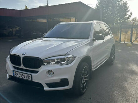 БМВ Х5 2015 у Кривому Розі на Automoto.ua Білий БМВ Х5, об'ємом двигуна 2.99 л та пробігом 200 тис. км за 28500 $, фото 1 на Automoto.ua