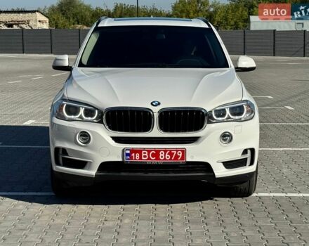 Белый БМВ Х5, объемом двигателя 3 л и пробегом 244 тыс. км за 21900 $, фото 1 на Automoto.ua