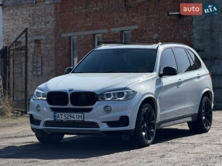 Белый БМВ Х5, объемом двигателя 3 л и пробегом 222 тыс. км за 24550 $, фото 1 на Automoto.ua