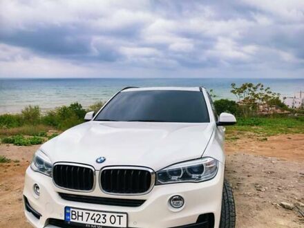 Белый БМВ Х5, объемом двигателя 2.98 л и пробегом 83 тыс. км за 26000 $, фото 1 на Automoto.ua