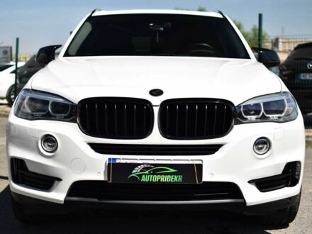 БМВ Х5 2015 в Кривом Роге на Automoto.ua Белый БМВ Х5, объемом двигателя 3 л и пробегом 184 тыс. км за 29650 $, фото 1 на Automoto.ua