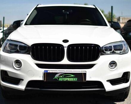 Білий БМВ Х5, об'ємом двигуна 3 л та пробігом 184 тис. км за 29650 $, фото 1 на Automoto.ua