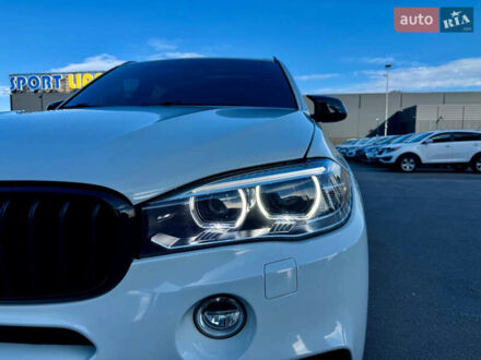 Белый БМВ Х5, объемом двигателя 2.98 л и пробегом 142 тыс. км за 24900 $, фото 1 на Automoto.ua