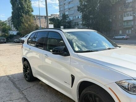 Белый БМВ Х5, объемом двигателя 3 л и пробегом 190 тыс. км за 25500 $, фото 1 на Automoto.ua