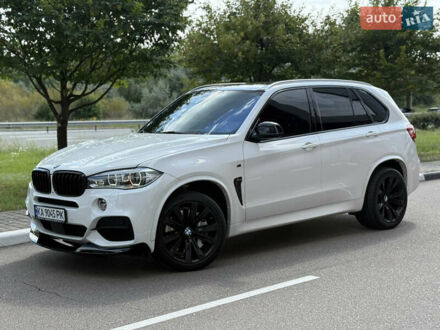 Белый БМВ Х5, объемом двигателя 3 л и пробегом 123 тыс. км за 35999 $, фото 1 на Automoto.ua