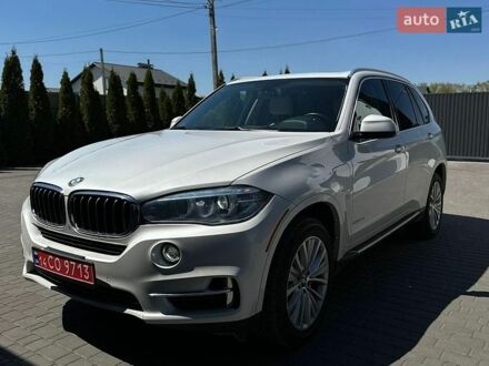 Белый БМВ Х5, объемом двигателя 2 л и пробегом 153 тыс. км за 23500 $, фото 1 на Automoto.ua