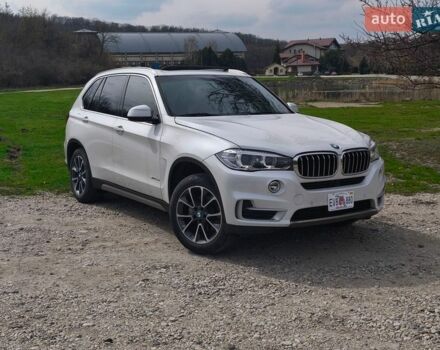 Белый БМВ Х5, объемом двигателя 3 л и пробегом 142 тыс. км за 23900 $, фото 1 на Automoto.ua