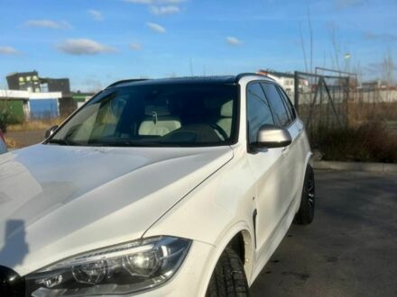 Белый БМВ Х5, объемом двигателя 3 л и пробегом 128 тыс. км за 31000 $, фото 1 на Automoto.ua