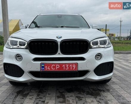Белый БМВ Х5, объемом двигателя 3 л и пробегом 143 тыс. км за 32700 $, фото 1 на Automoto.ua