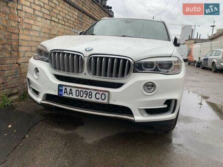 Белый БМВ Х5, объемом двигателя 2 л и пробегом 148 тыс. км за 27900 $, фото 1 на Automoto.ua